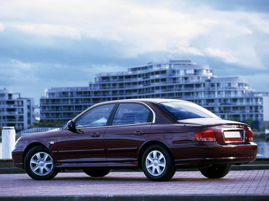  Hyundai Sonata 2002 года  (AU) (фото 14 из 16)